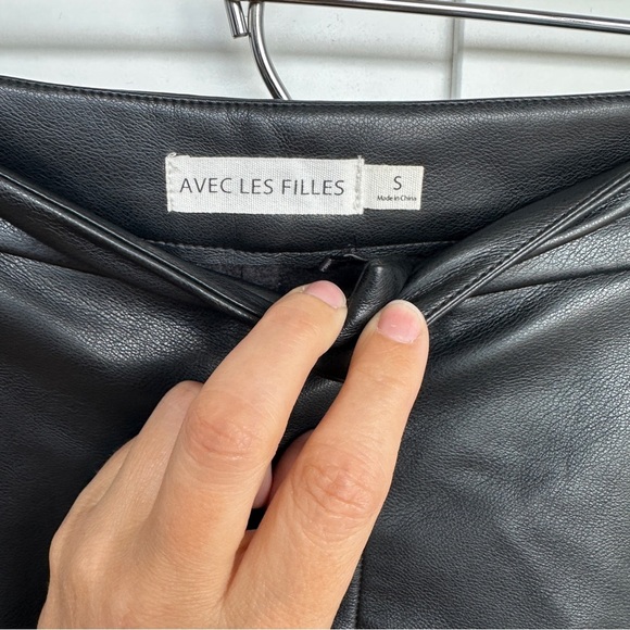 Avec Les Filles Black Vegan Leather Straight Leg Pants - Picture 2 of 8